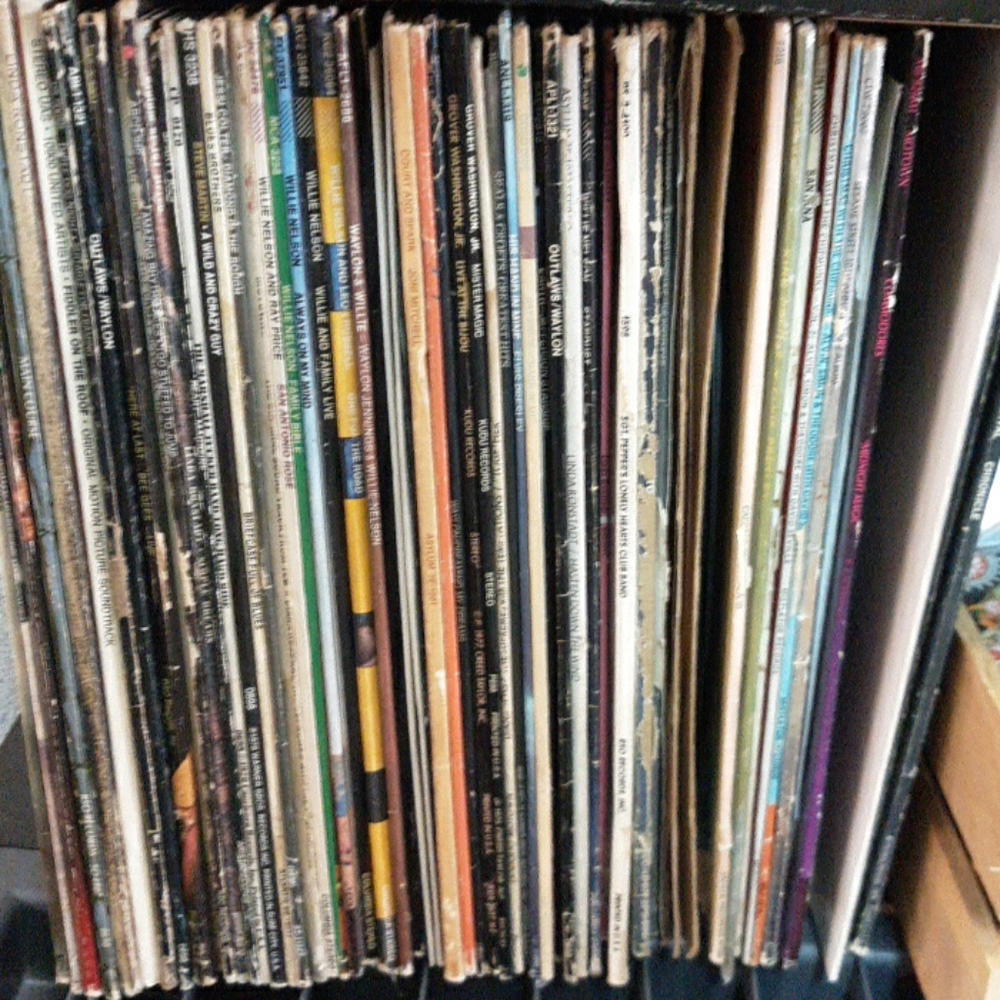 😮🎶 Vintage Vinyl 🎶😮 - Picture 2 of 10